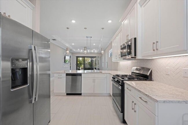 Photo - 16124 Key Biscayne Ln