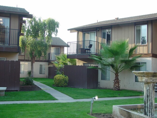 Photo - Cedar Woods Apartments
