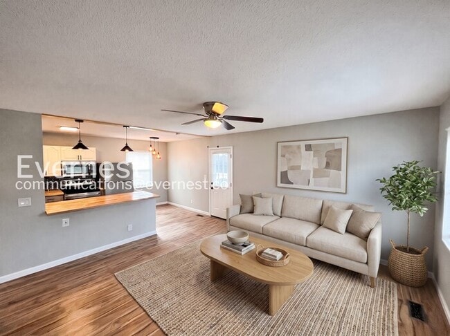 Photo - 204 W Monticello Ave