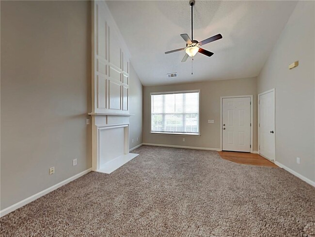 Photo - 1621 Heyford Cir NW