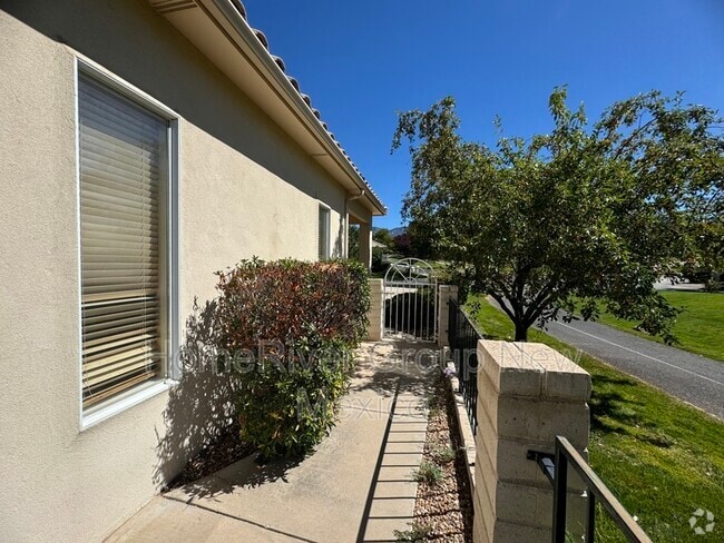 Building Photo - 7005 Sky Valley Way NE Rental