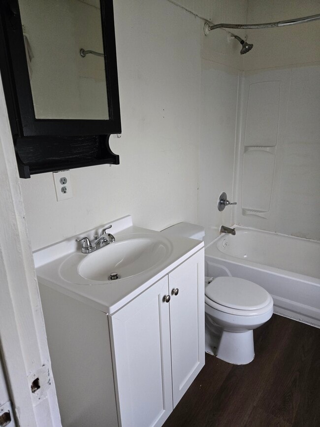 Photo - 317 Harrison St