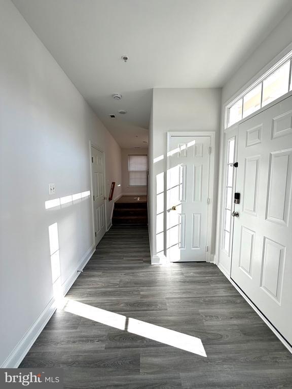 Photo - 107 Burck St