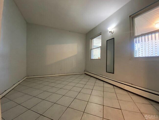 Photo - 17 Price St Unit 1