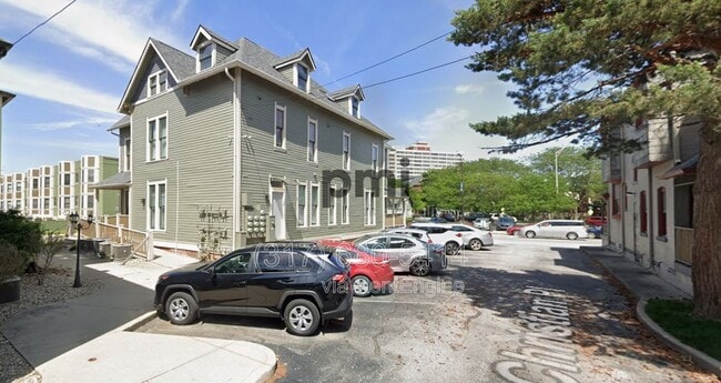 Building Photo - 830 Alabama St Unit 7