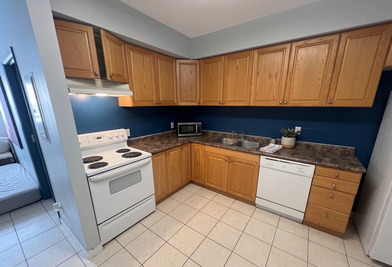 Photo - 253-253 Lester St Unit 4