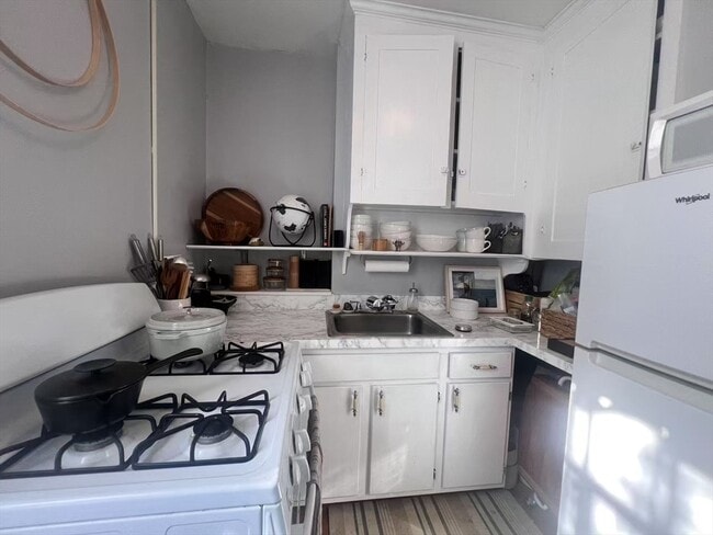 Photo - 284 Harvard St Unit 404