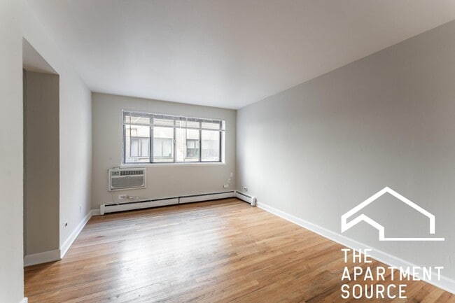 Photo - 5909 N Kenmore Ave Unit 403