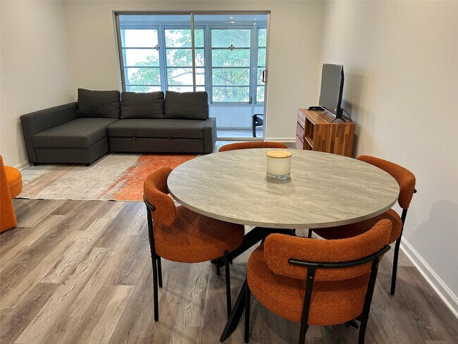 Photo - 2151 NE 68th St Unit 226