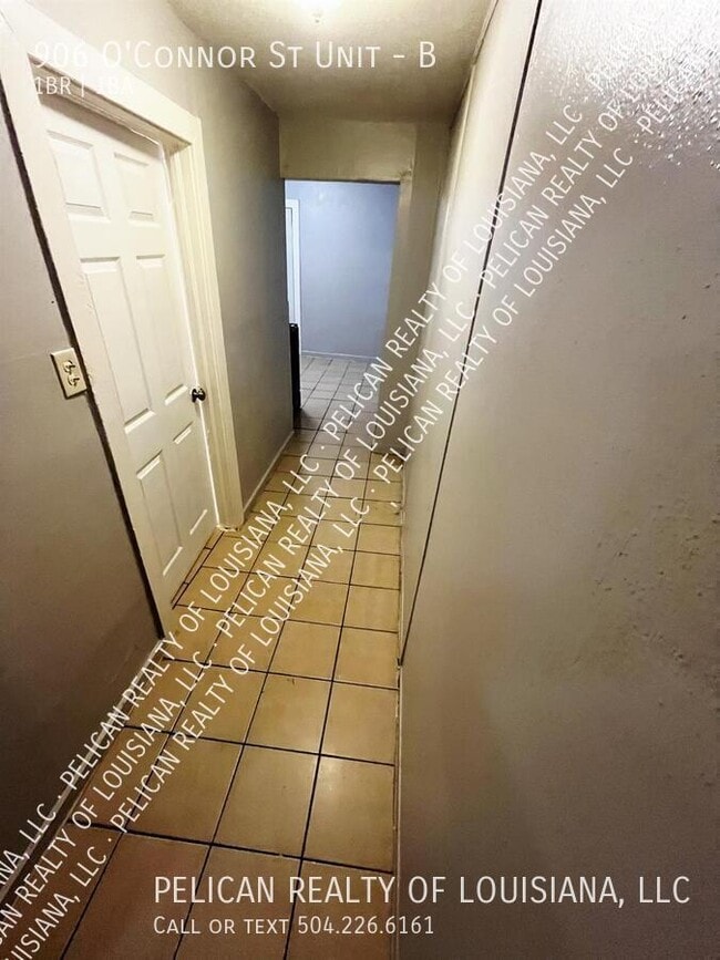 Photo - 906 O'Connor St Unit B