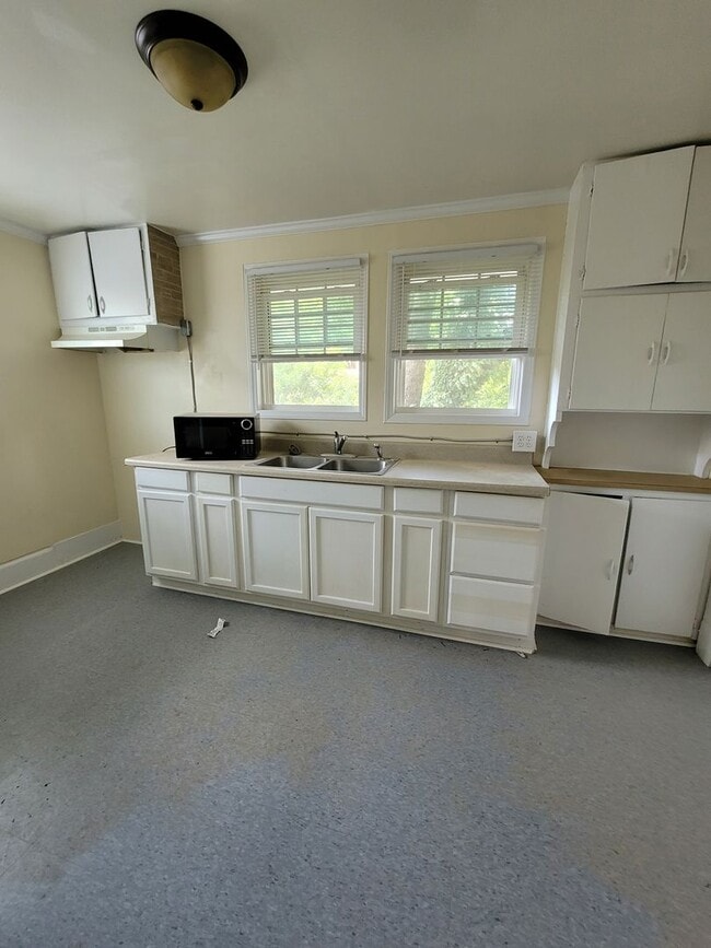 Photo - Affordable 3 BR on Tipton!