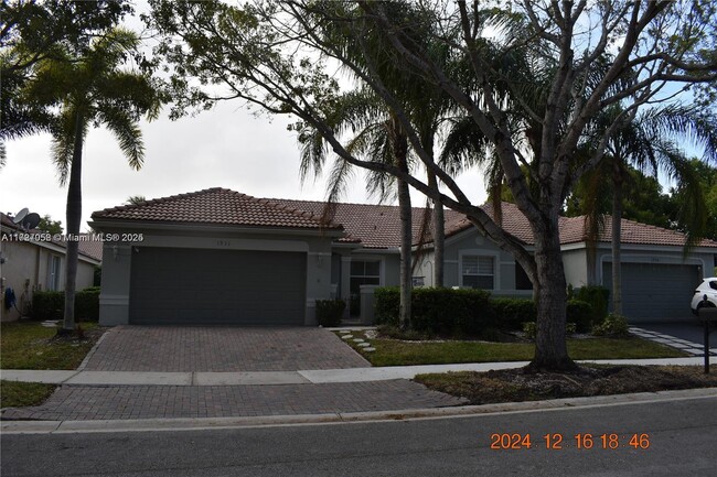 Photo - 1931 Pisces Terrace Casa