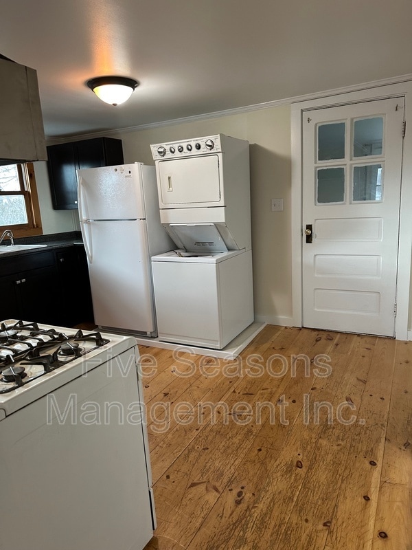 Photo - 60 Franklin St Unit B