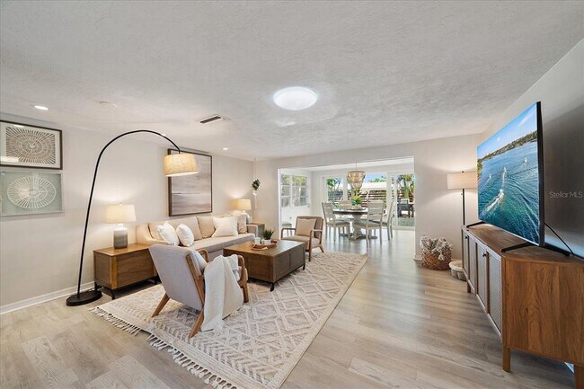 Photo - 2650 Leafy Ln