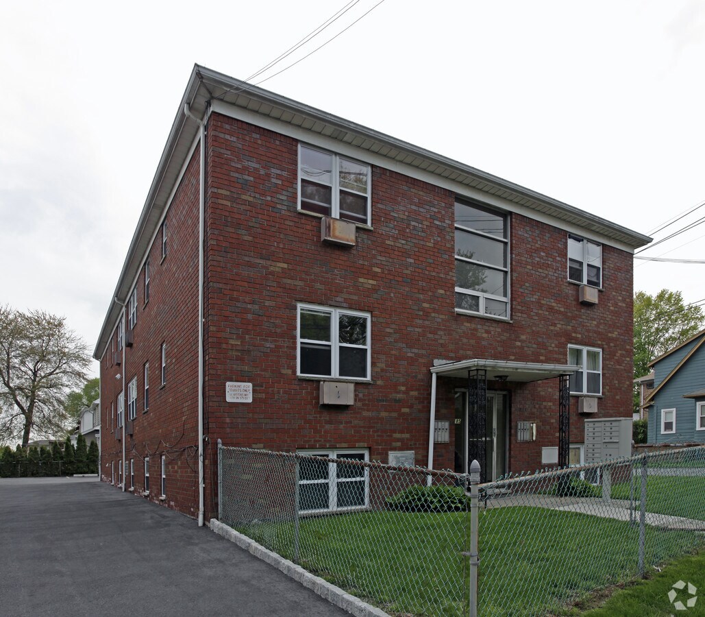 Photo - 185 Watsessing Ave Apartments