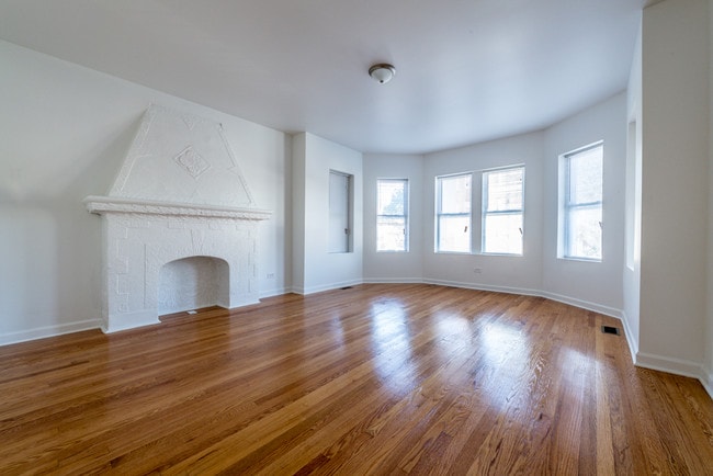 Photo - 10719 S Calumet Ave