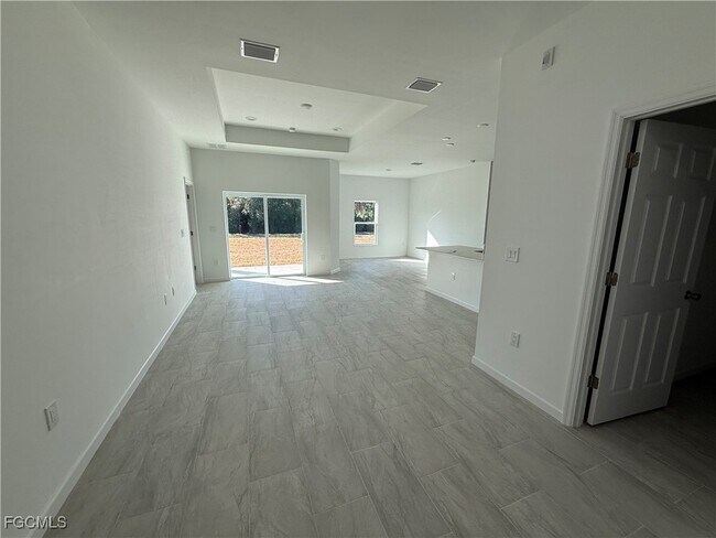 Photo - 1014 Lakeside Dr