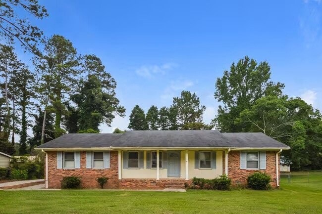 Building Photo - 721 Bluebird Dr SE