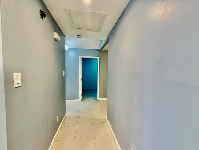 Photo - 3229 Sarita St