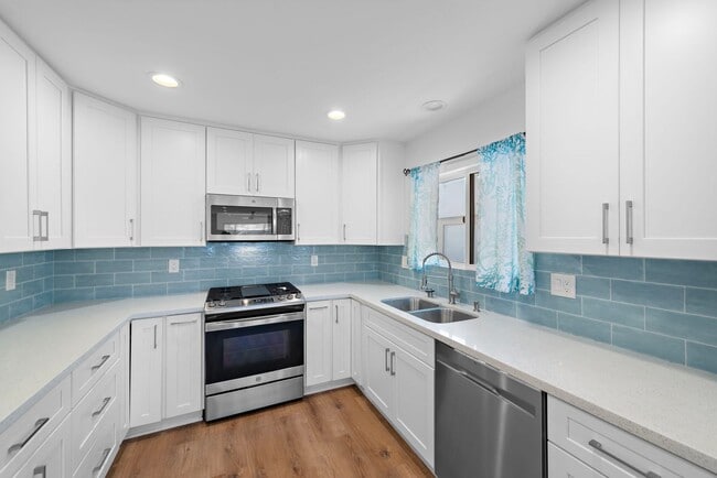 Building Photo - 137 Avenida Mateo Unit 1 Rental