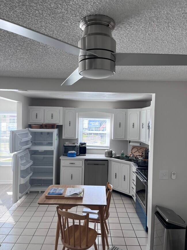 Photo - 213 Buttonwood Cir Unit 213 Buttonwood Circle