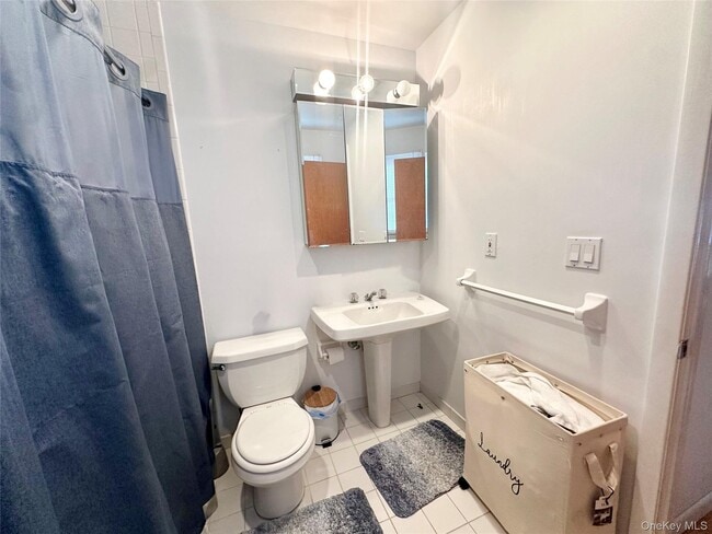 Photo - 518 Lindell Blvd