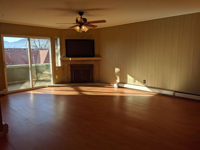 Photo - AMAZING 3bed/2bath in Prime Boulder Location! Available July 10th!