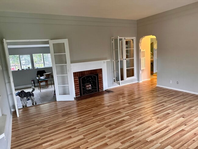 Sala de estar - 25 Lowell Ave