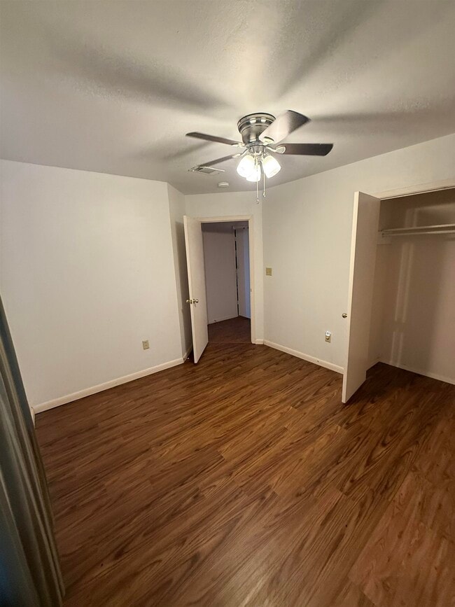 Photo - 408 W Main St