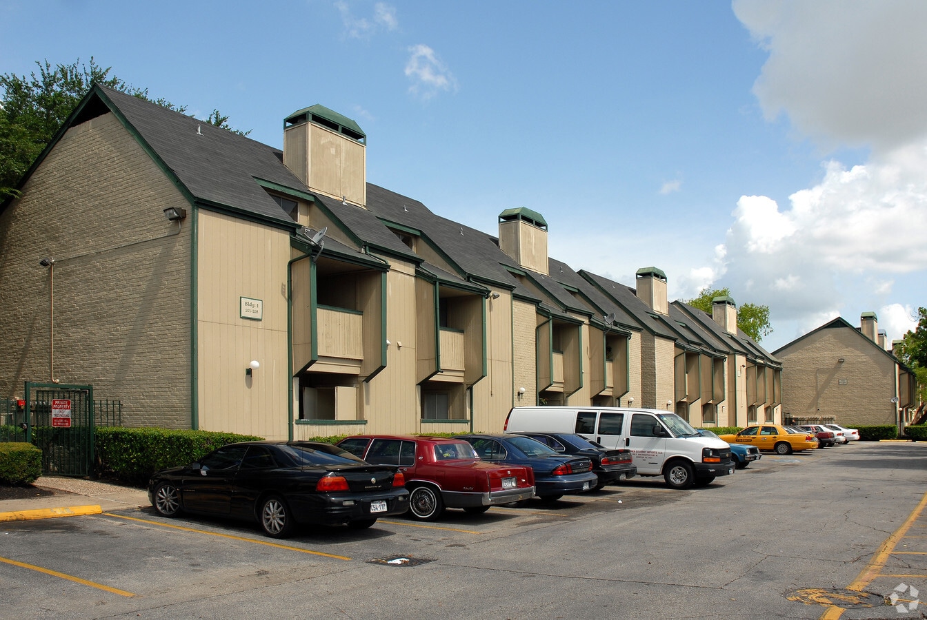 El Paraiso - El Paraiso Apartments