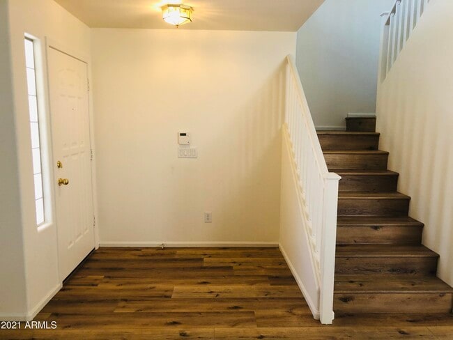 Photo - 2528 W Straight Arrow Ln