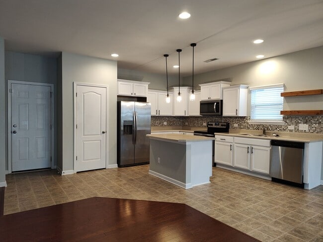 Photo - Beautiful Ranch Style home located in the Creekshire Village community!