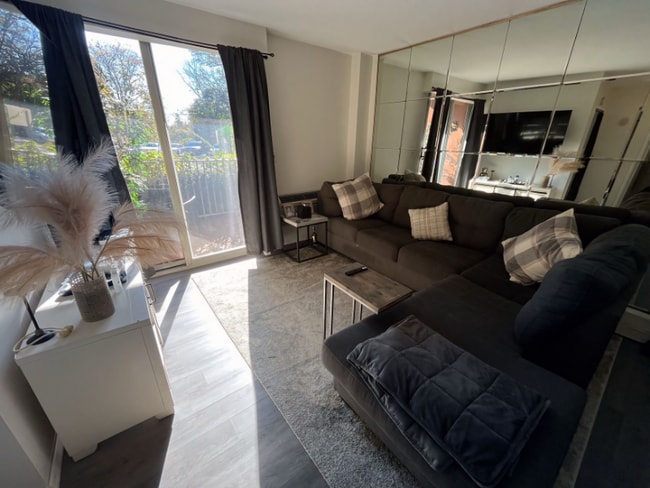 Photo - 1 Lakeview Dr Unit LL4