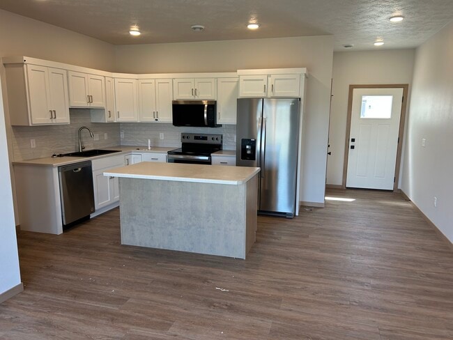 Photo - 6103 S Alki Pl