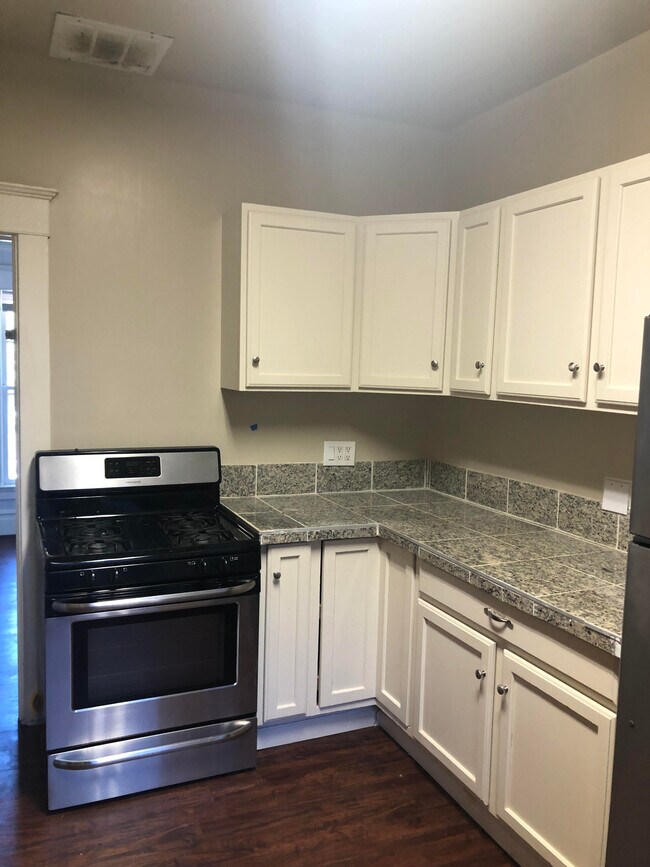 Photo - 1618 NW Kearney St.