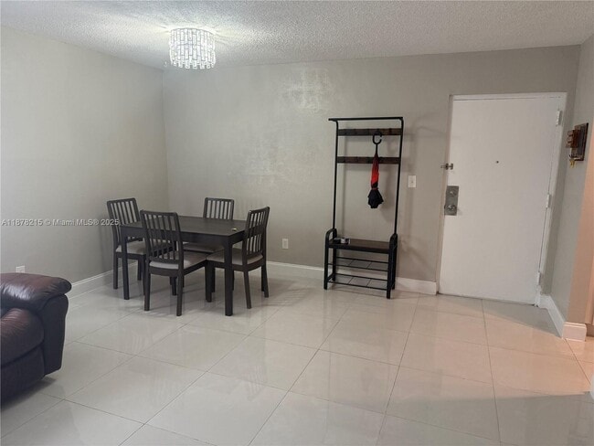 Building Photo - 7105 W 13th Ave Unit 104 Rental