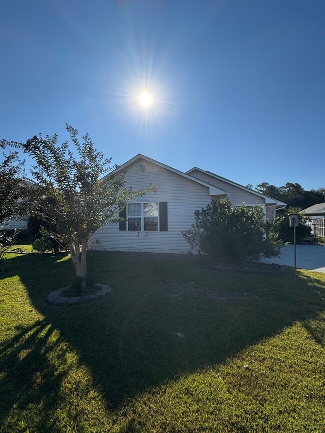 Photo - Not to be Missed on Heritage Square!