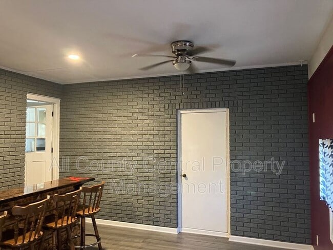 Photo - 13070 Broadway Dr