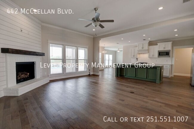 Photo - 442 McClellan Blvd