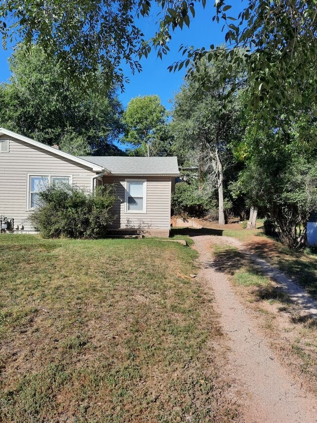 Photo - 2 BED | 1 BATH | DUPLEX | WEST