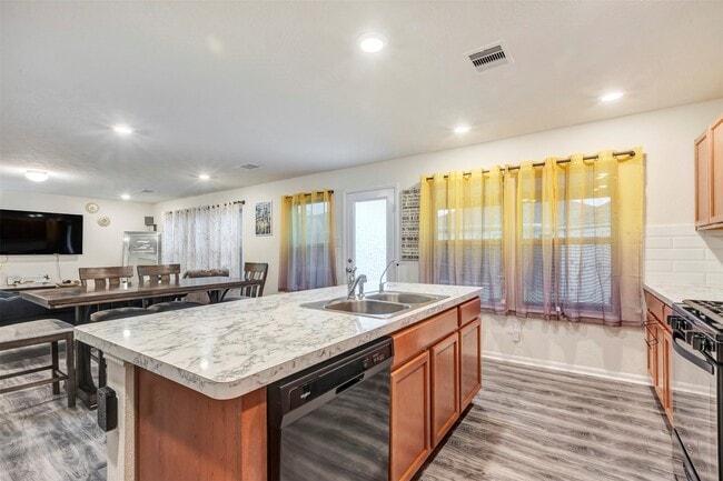 Building Photo - 2542 White Bluff Ln