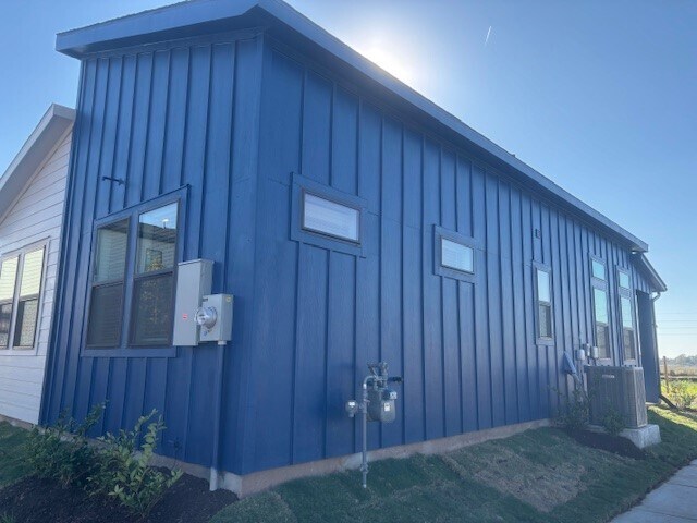 Photo - 3221 Loam Ln