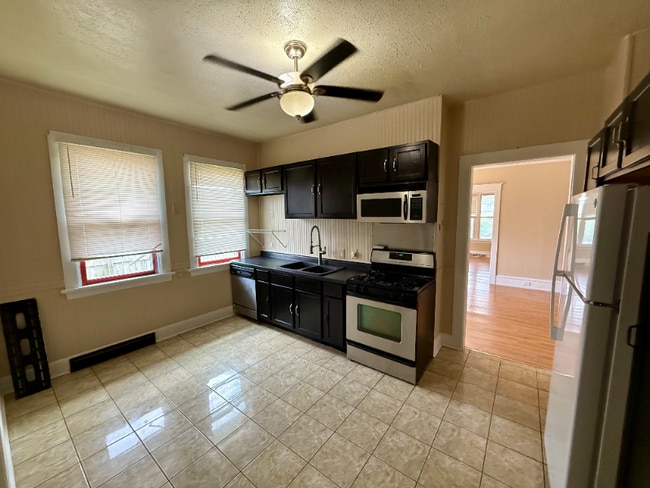 Photo - 1416 Michigan Ave