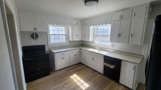 Photo - Charming ranch home in heart of Garner