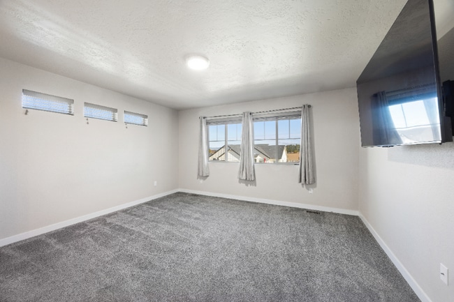 Photo - 15335 Stovall Ave