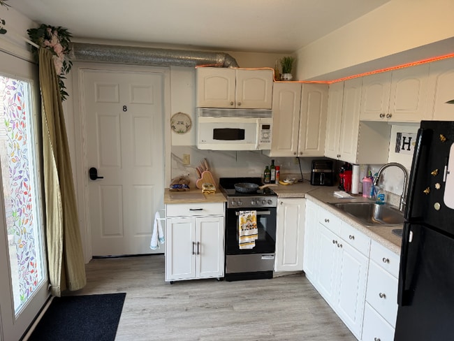 Photo - 2914 Sunset Dr W