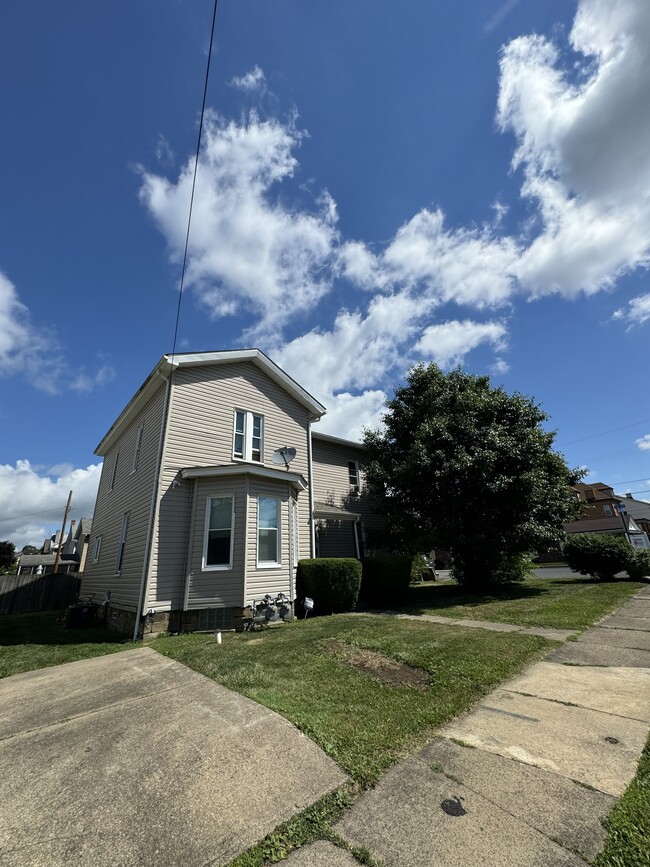 Photo - 350 Jefferson St Unit 1