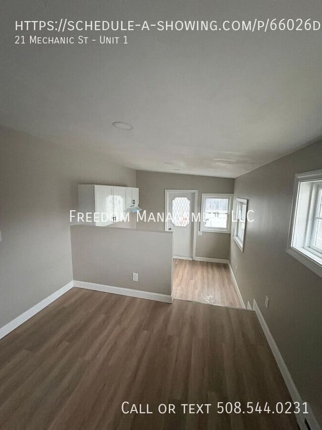 Building Photo - 21 Mechanic St-Unit 1 Unit 1