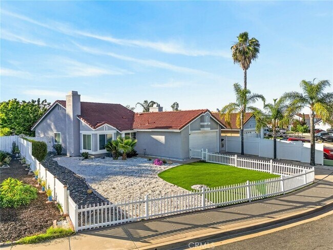39427 Canyon Rim Cir