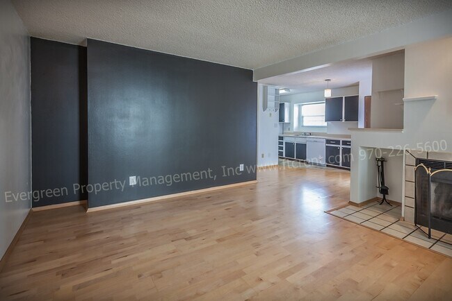 Photo - 1301 University Ave